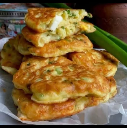 оладки з зеленою цибулею