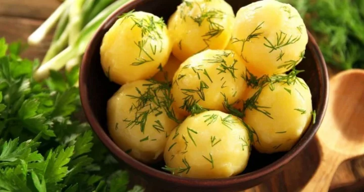 У рази дешевшає стара картопля