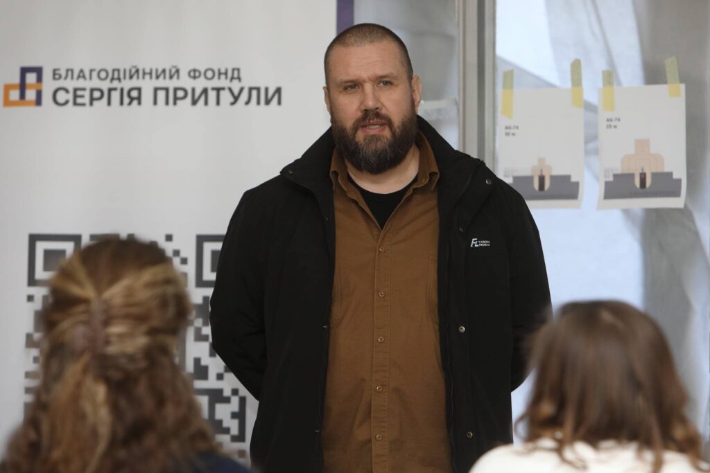 У Тернополі два провідні центри об'єдналися для навчання цивільних військової справи