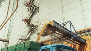 Агроекспорт України: 60% валютних надходжень