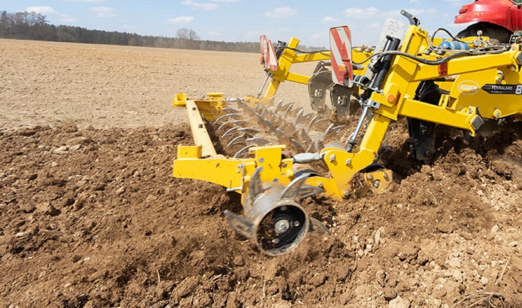 Глибоке розпушування: економія пального для аграріїв