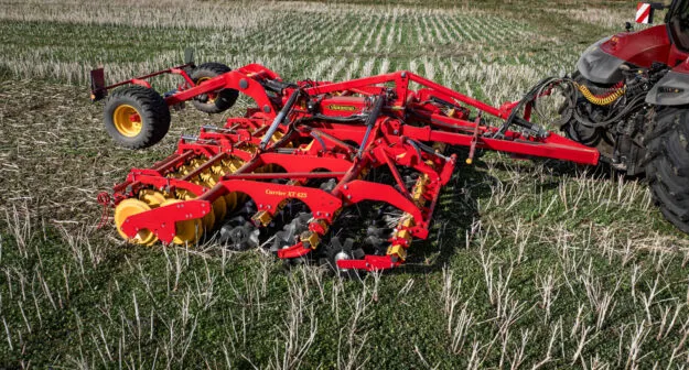 Väderstad Carrier XT 625: універсал для стерні та сидератів