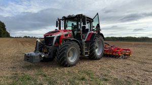 Нова серія тракторів Massey Ferguson MF 7S MARK 2