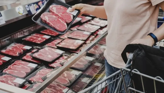 В Україні знизилися закупівельні ціни на свинину